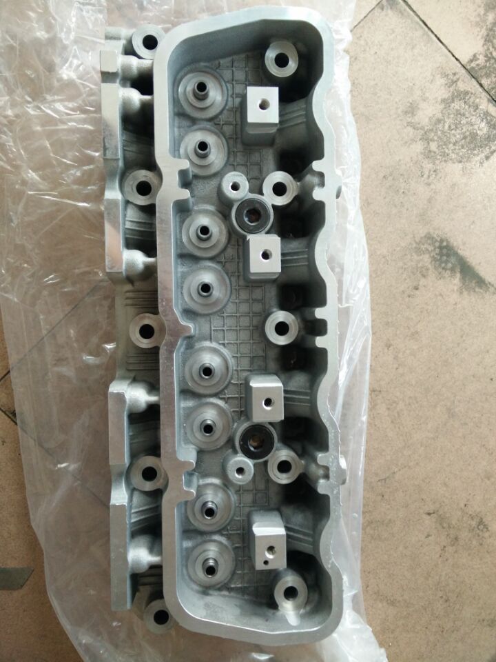 Cylinder head assembly